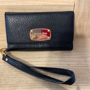 Michael Kors iPhone case wristlet